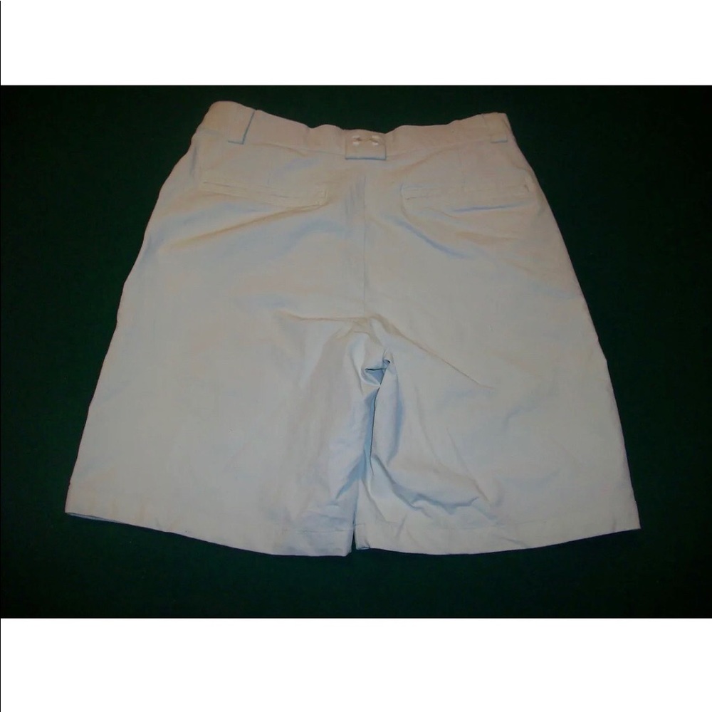 Under Armour Golf shorts - 32 waist